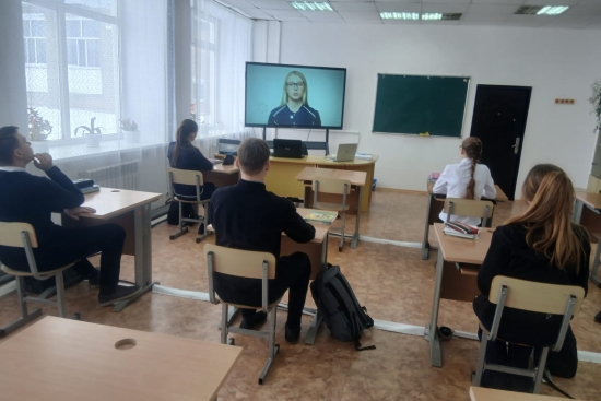 9 ақпанда мектеп психологы Клевно Е.Н. 5, 9-сынып оқушыларымен «Жағдайға позитивті көзқарас» тақырыбында тренинг өткізді. Тренинг барысында оқушылар өзін-өзі реттеу (саморегуляция) тәсілдерімен танысты. Сонымен қатар көңіл күйге әсер ететін түрлі жағдаятт